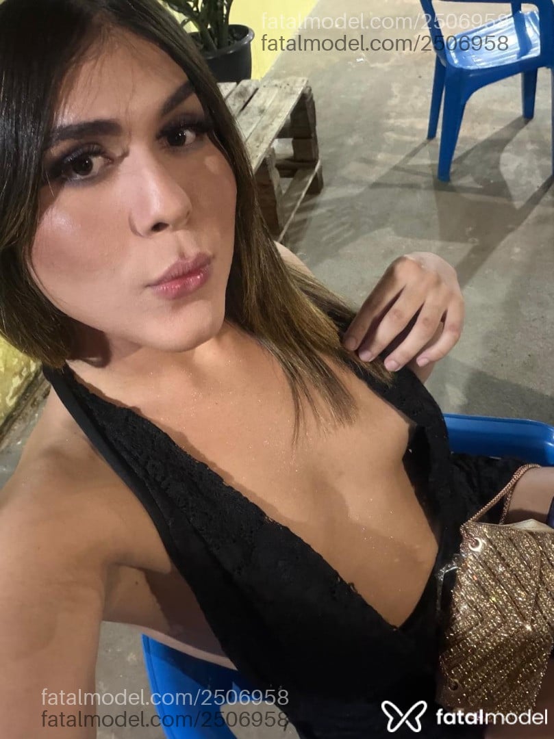 Acompanhante mulher trans loira (o) de olhos castanhos em Querência - Agatha