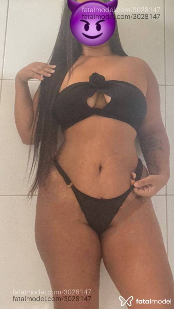 Acompanhante mulher morena (o) de olhos pretos - Mirela Sierra
