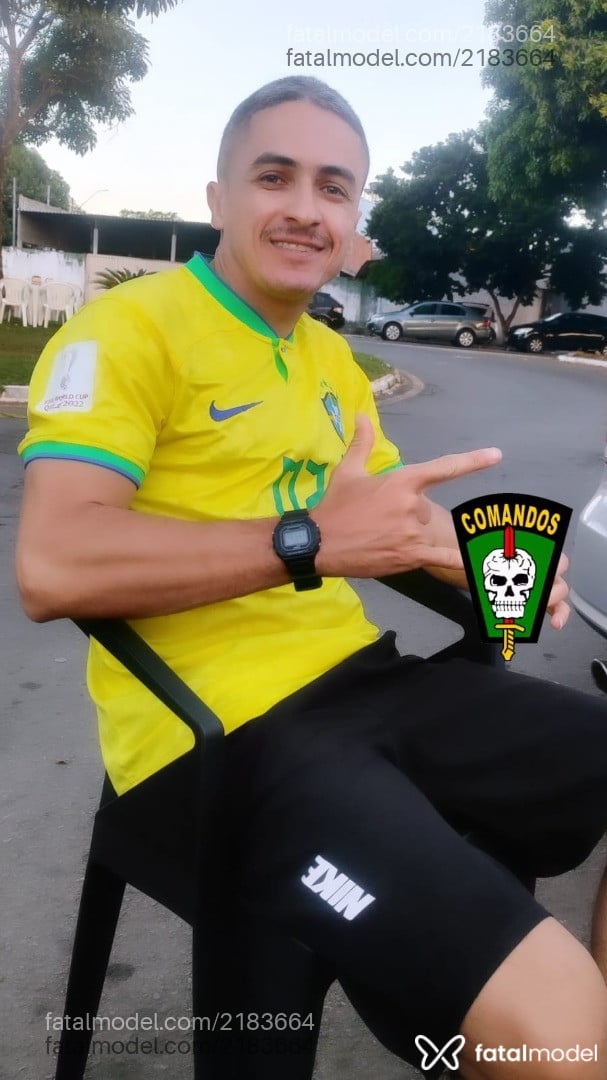 Acompanhante homem com cabelo castanho de olhos mel em Goiânia - Ceifador