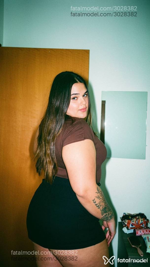 Acompanhante mulher trans morena (o) de olhos castanhos em Maringá - Jadee