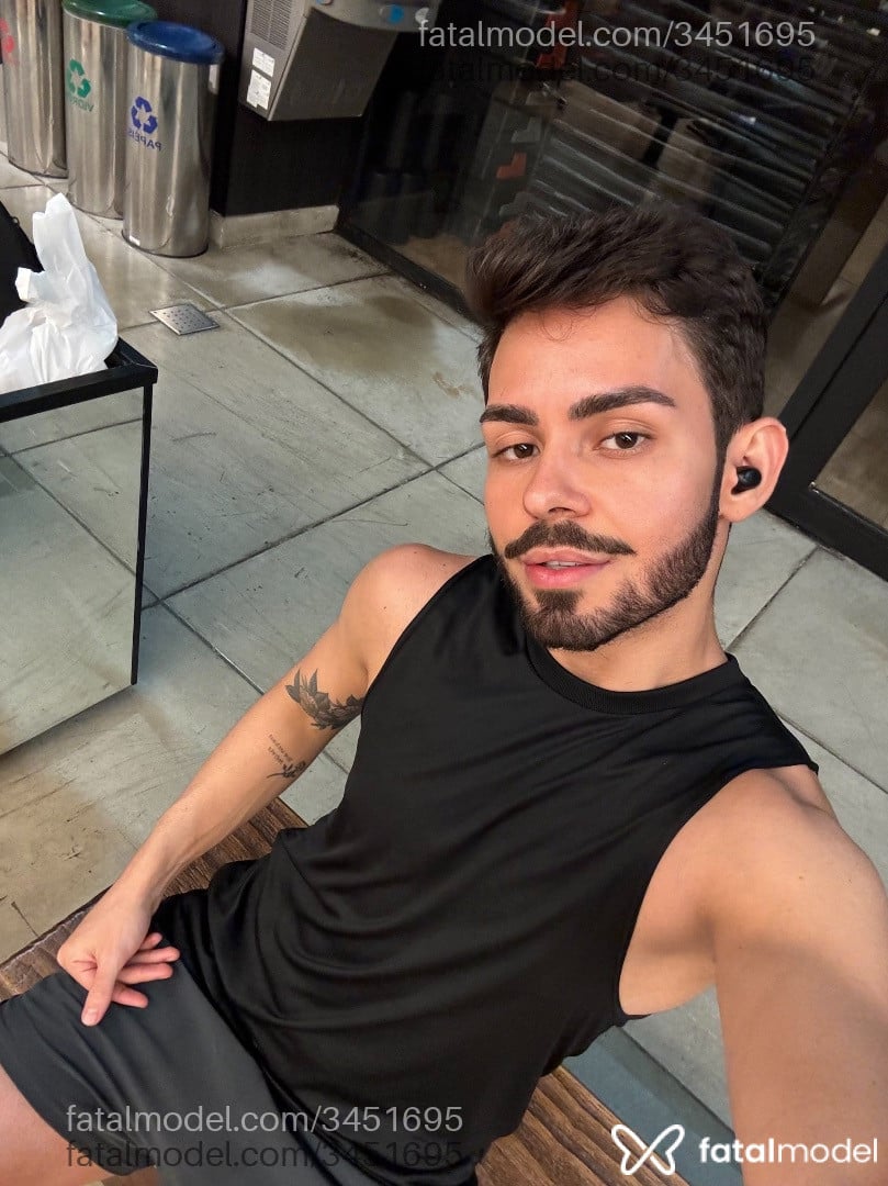 Acompanhante homem morena (o) de olhos pretos em São Paulo - Kevin