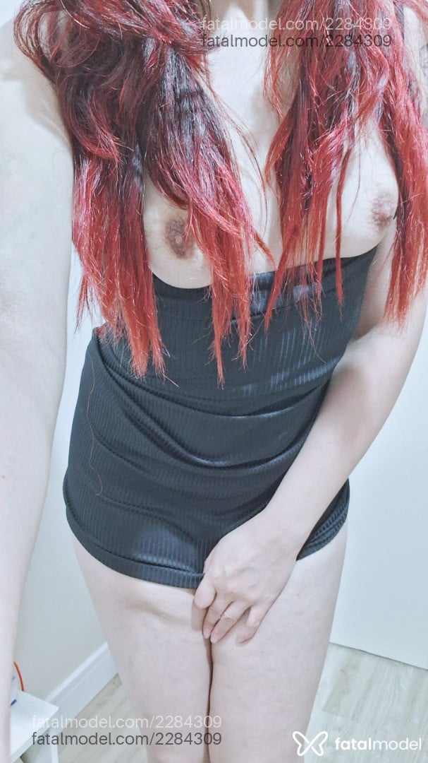 Acompanhante mulher com cabelo colorido de olhos mel em São Paulo - Kariny