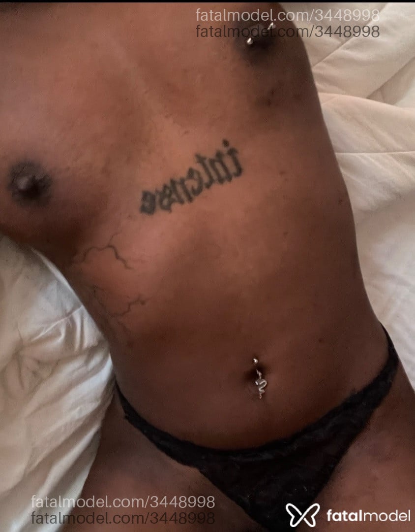 Acompanhante mulher com cabelo castanho de olhos pretos em São Paulo - Goddess