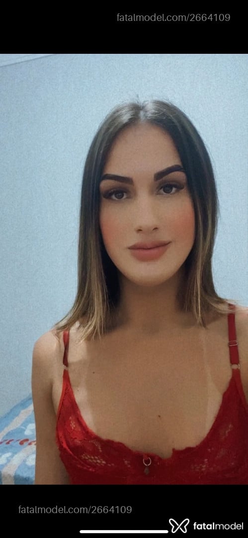 Acompanhante mulher trans loira (o) de olhos castanhos em Vila Velha - Larissa