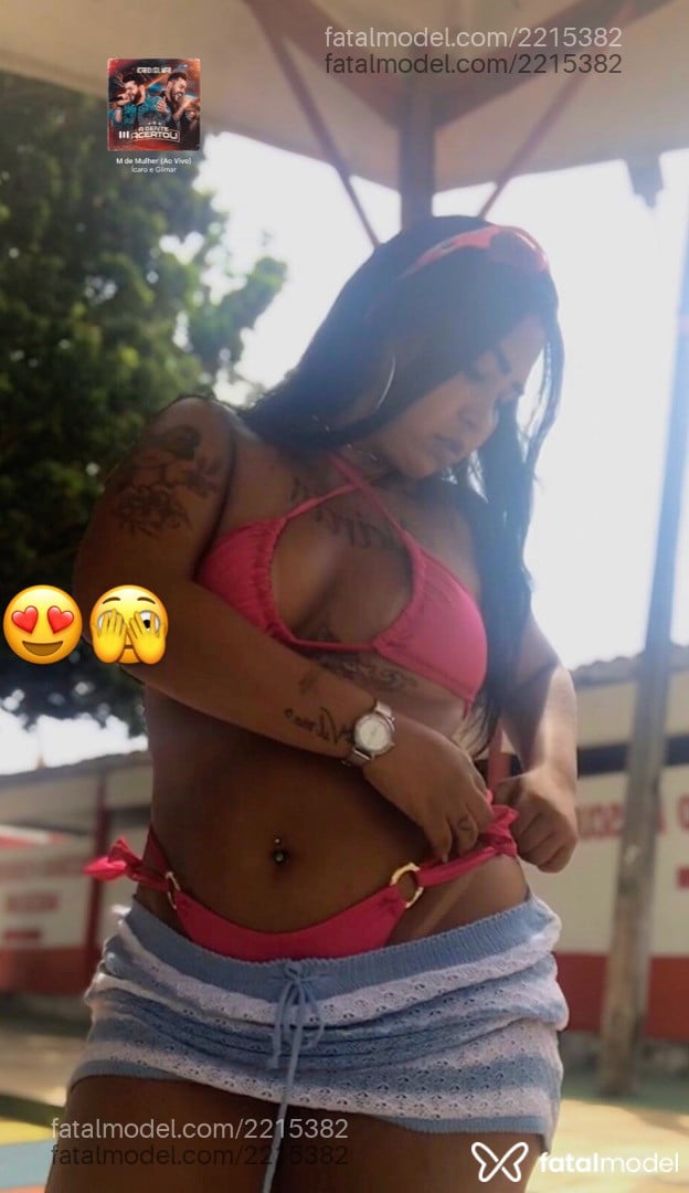 Acompanhante mulher morena (o) de olhos castanhos em Bagé - Aylla Hadassa
