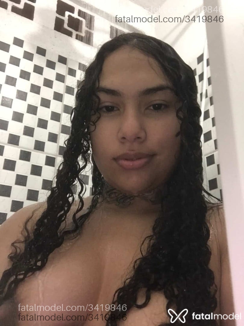 Acompanhante mulher com cabelo castanho de olhos pretos em Barueri - Lari Silvaa
