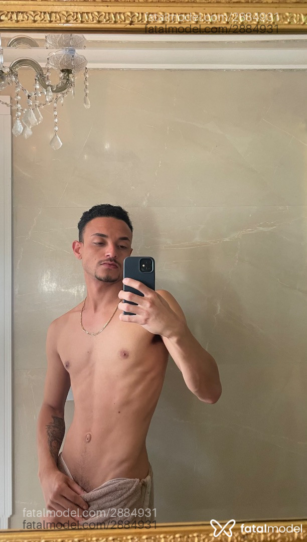 Acompanhante homem com cabelo castanho de olhos castanhos em Francisco Morato Acompanhante homem com cabelo castanho de olhos castanhos em Francisco Morato - Allan Heilige
