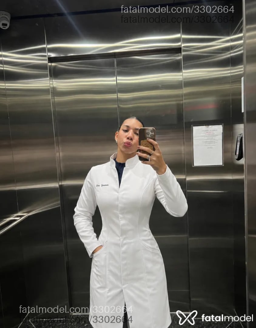 Acompanhante mulher morena (o) de olhos pretos em São Paulo - Yasmin