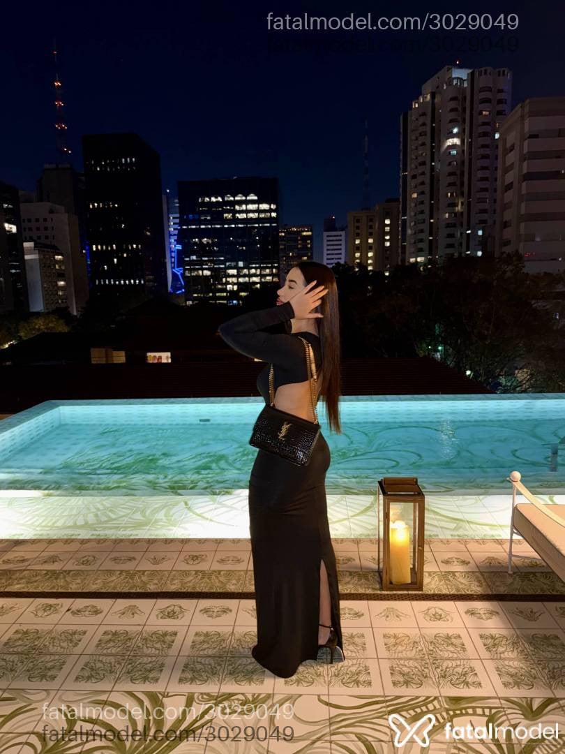 Acompanhante mulher com cabelo castanho de olhos castanhos em São Paulo - Sophia Laurent