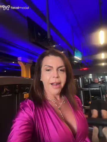 Acompanhante travesti com cabelo castanho de olhos castanhos em Caxias do Sul Acompanhante travesti com cabelo castanho de olhos castanhos em Caxias do Sul - Fernanda Amaral