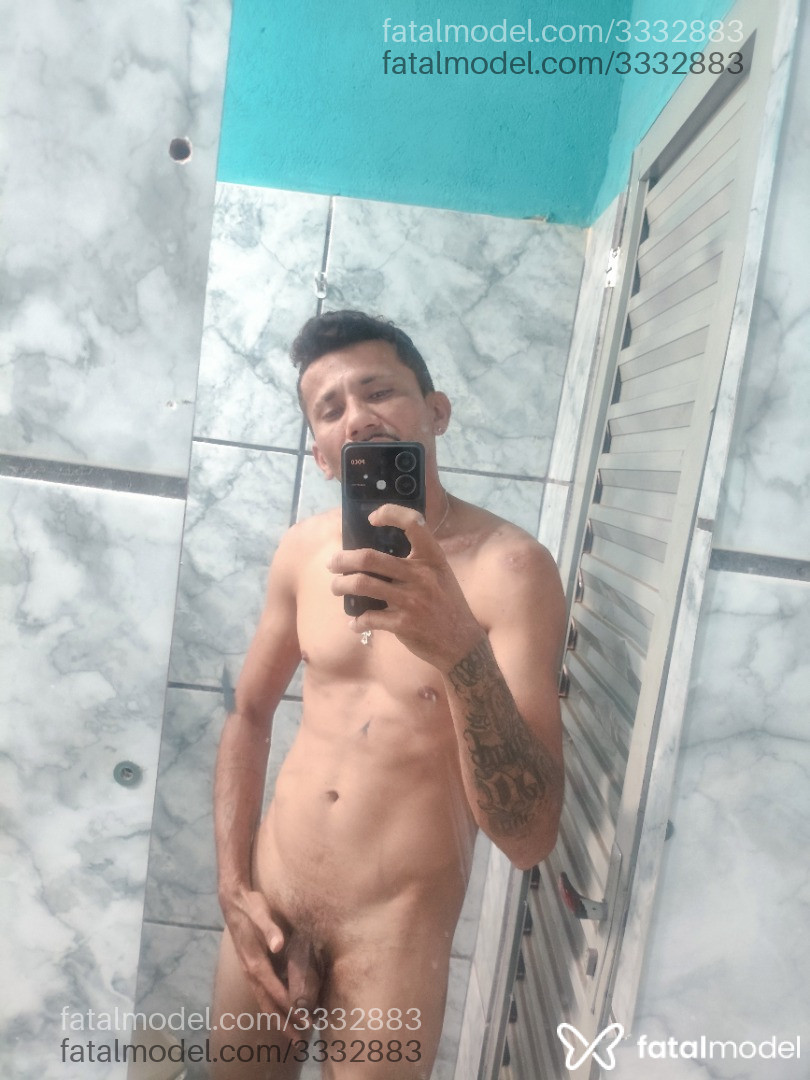 Acompanhante homem morena (o) de olhos castanhos - Negogayato