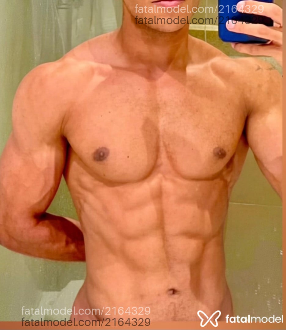 Acompanhante homem morena (o) de olhos castanhos em Foz do Iguaçu - Lucas Rafael