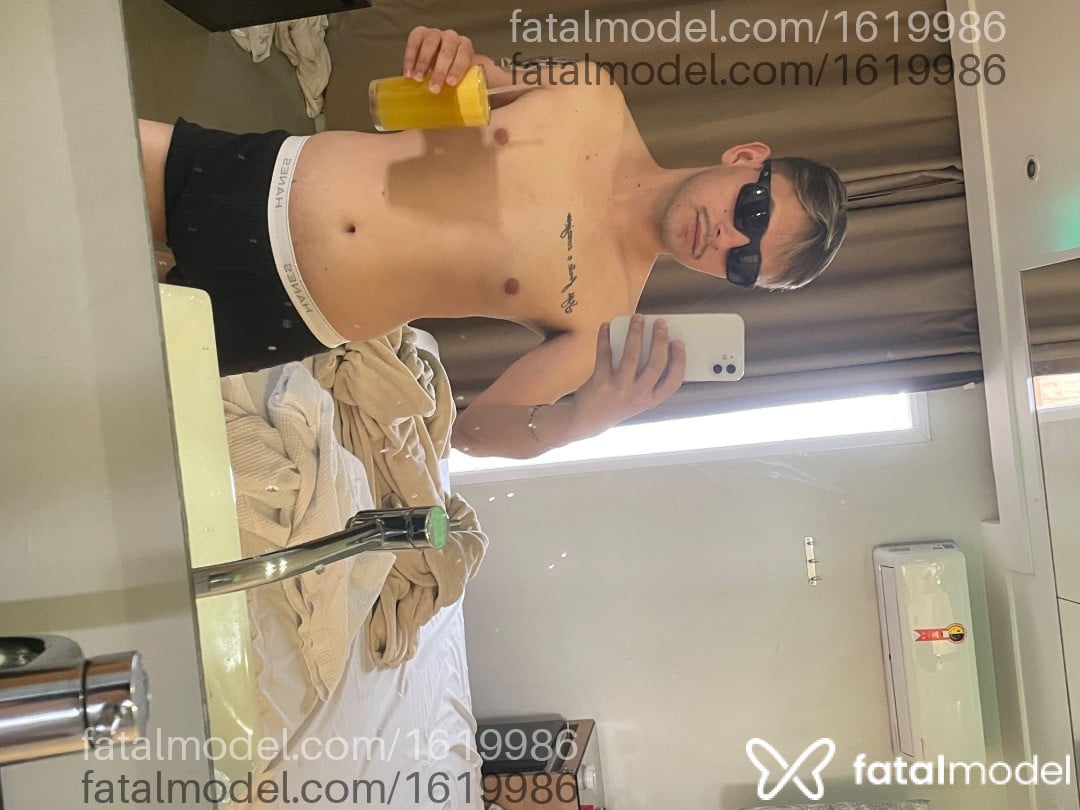 Acompanhante homem loira (o) de olhos castanhos em São Paulo - Lucas moreira