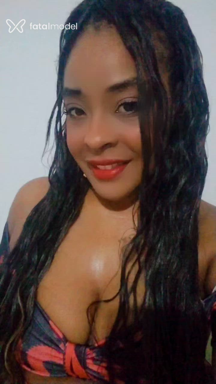 Acompanhante mulher morena (o) de olhos castanhos em Cachoeira do Sul Acompanhante mulher morena (o) de olhos castanhos em Cachoeira do Sul - Paola morena
