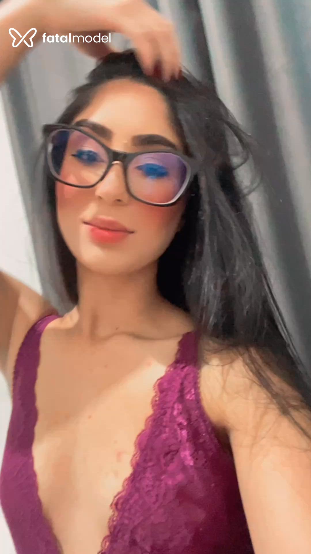 Acompanhante mulher morena (o) de olhos castanhos - Isadora Lima