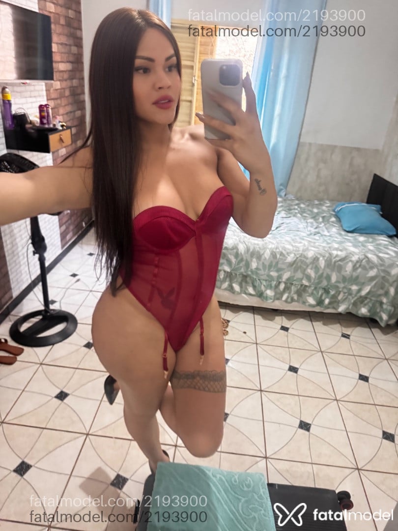 Acompanhante mulher trans morena (o) de olhos pretos em Catanduva Acompanhante mulher trans morena (o) de olhos pretos em Catanduva - Rayca Souza