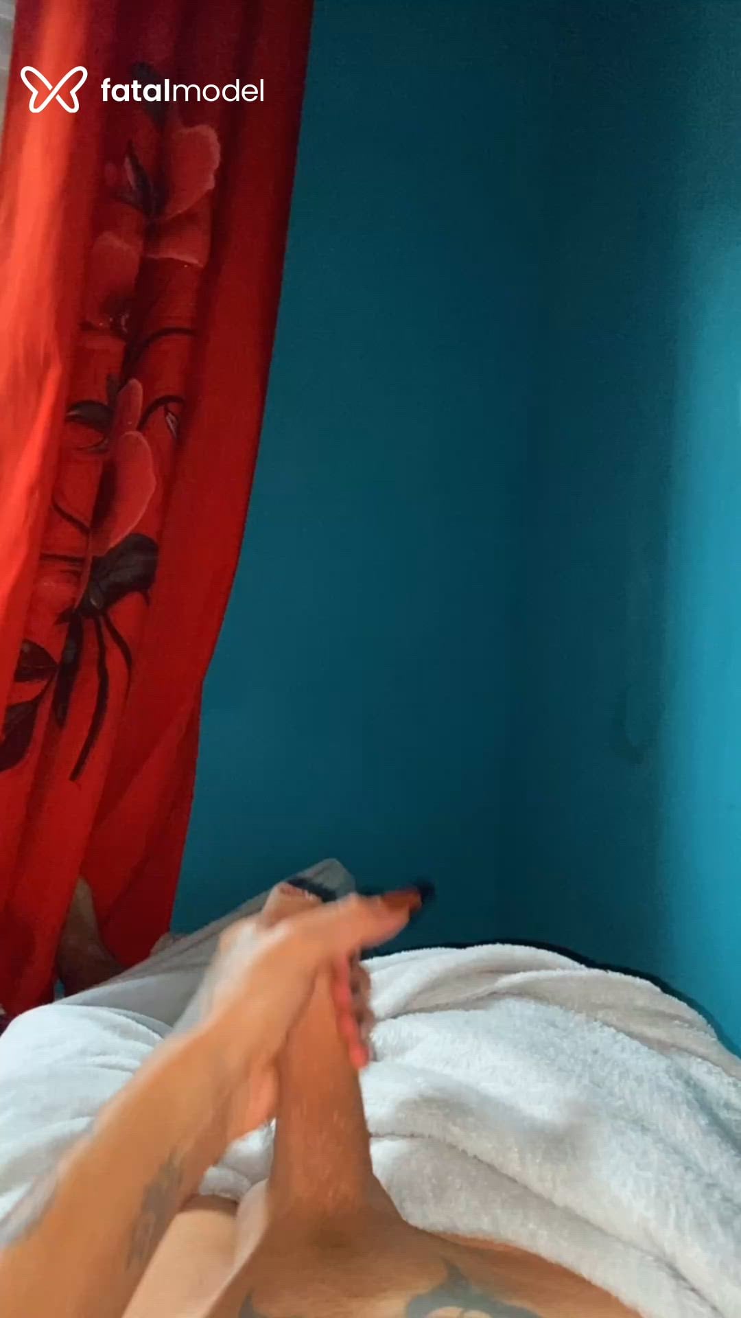 Acompanhante mulher trans ruiva (o) de olhos castanhos - Lala Lisa