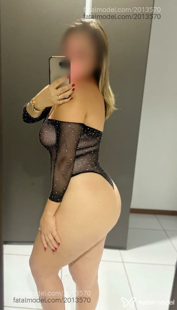 Acompanhante mulher com cabelo castanho de olhos castanhos em Aracaju - Luana Souza