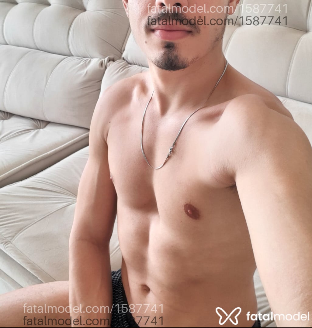 Acompanhante homem com cabelo castanho de olhos castanhos em Florianópolis - Juan Lux