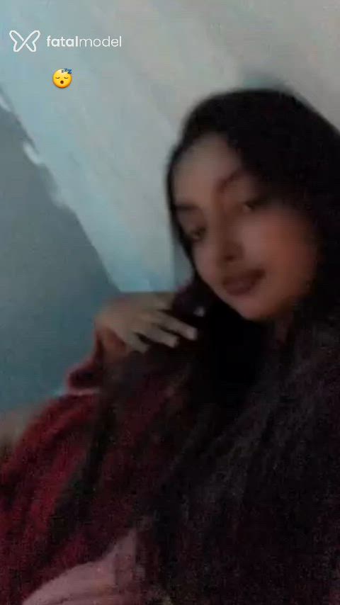 Acompanhante mulher com cabelo castanho de olhos castanhos - Jade