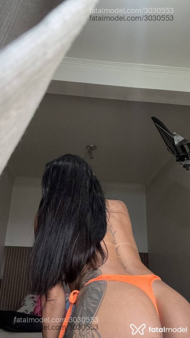 Acompanhante mulher morena (o) de olhos pretos - Priscilla Nunes