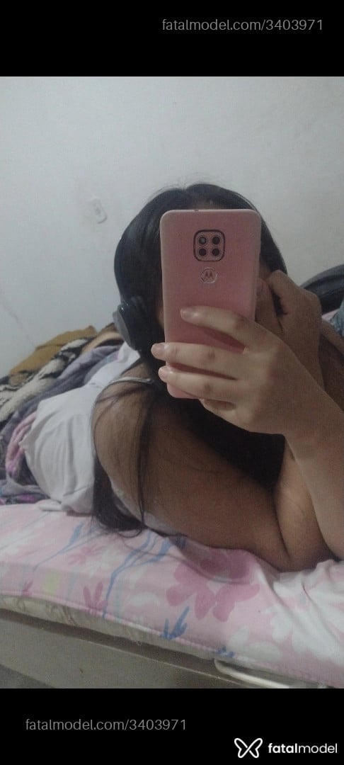 Acompanhante mulher morena (o) de olhos castanhos - Raissa