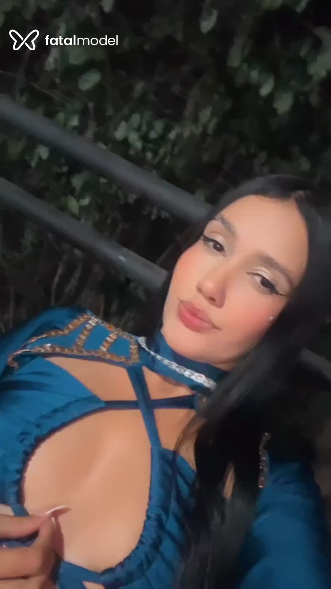 Acompanhante mulher morena (o) de olhos pretos - Wendyy