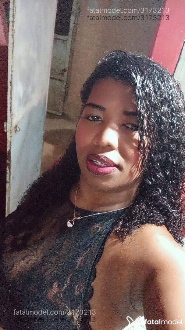 Acompanhante mulher com cabelo castanho de olhos castanhos - Priscilla Acompanhante mulher com cabelo castanho de olhos castanhos - Priscilla