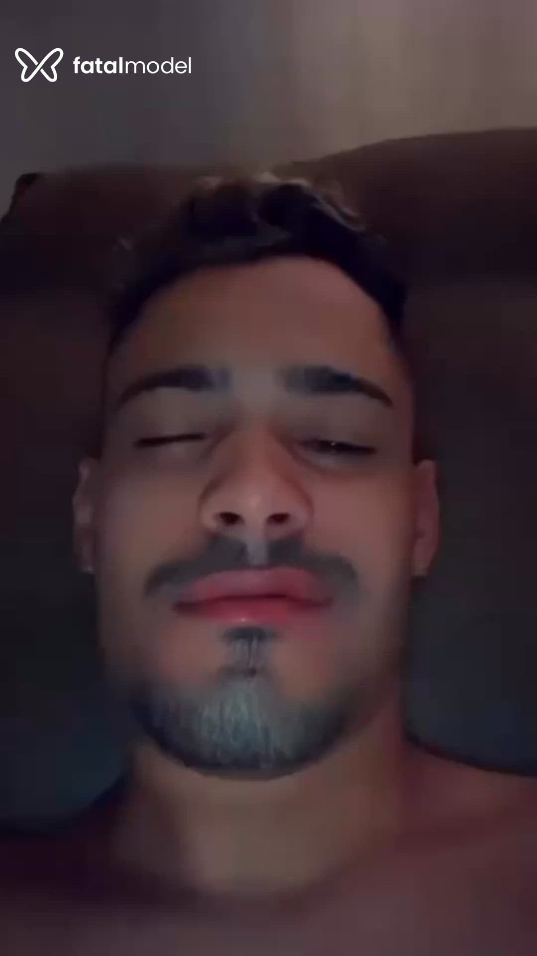Acompanhante homem morena (o) de olhos castanhos em Montes Claros Acompanhante homem morena (o) de olhos castanhos em Montes Claros - Guilherme