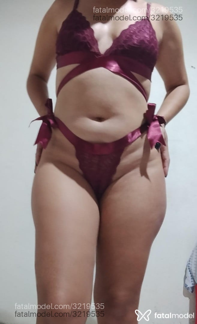 Acompanhante mulher morena (o) de olhos pretos em Macapá - Morena