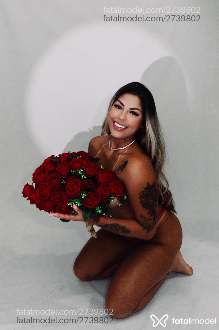 Acompanhante mulher loira (o) de olhos mel em Santiago - Alice Almeida