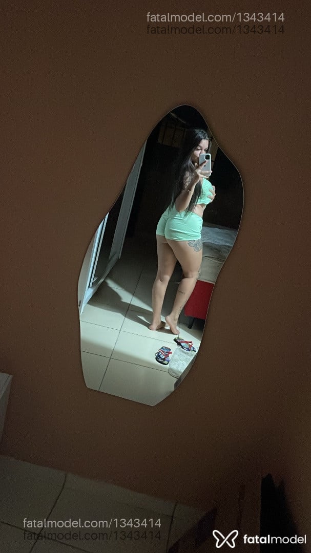 Acompanhante mulher morena (o) de olhos pretos em Teresina - Larissa