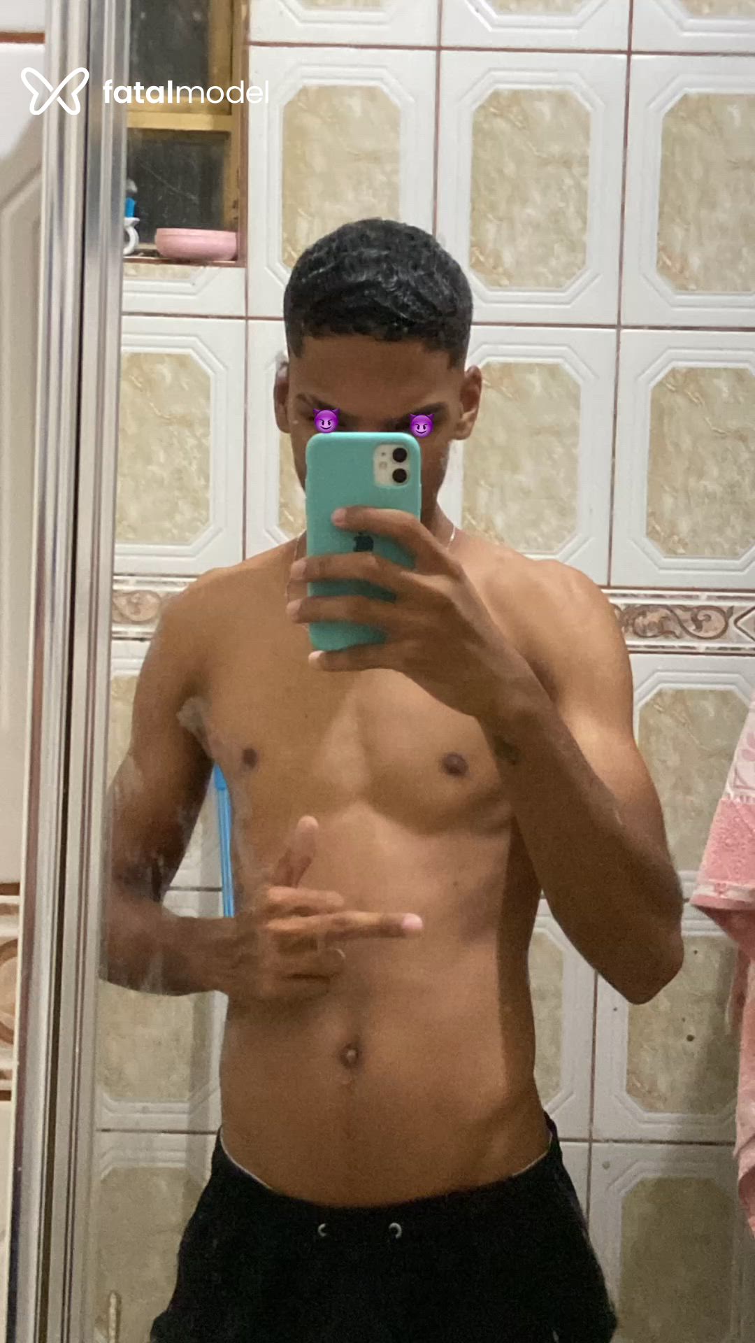 Acompanhante homem morena (o) de olhos castanhos - Mvmineirin