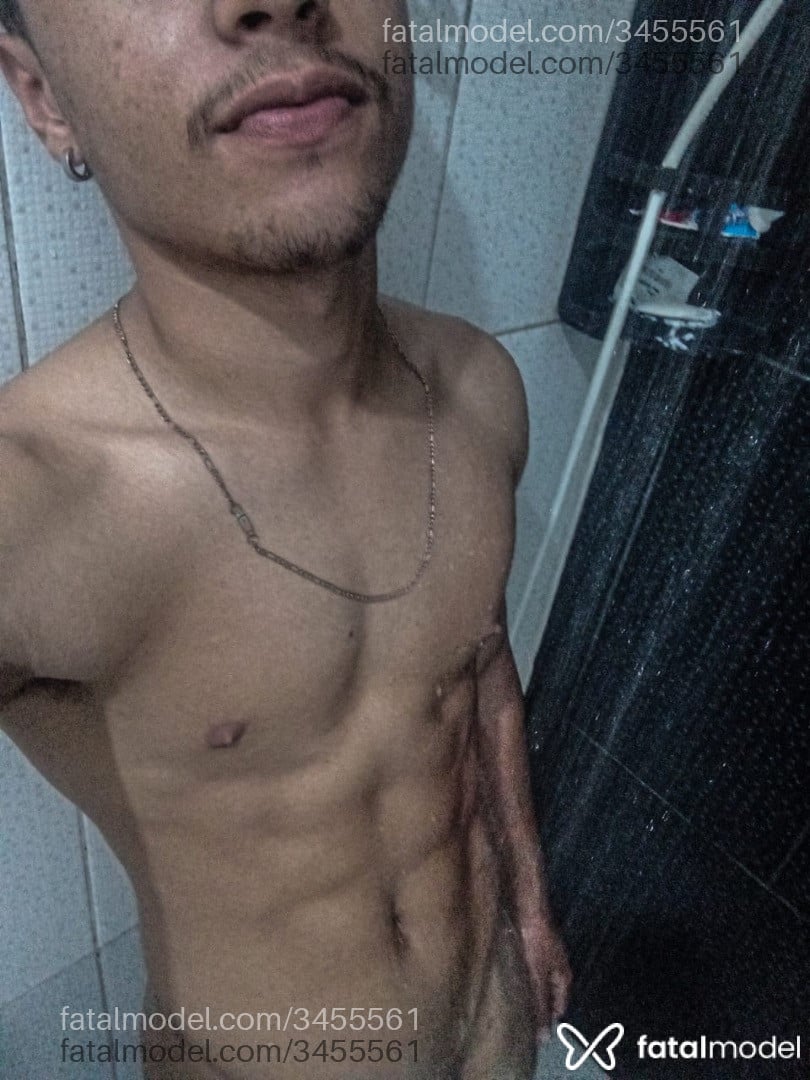 Acompanhante homem com cabelo castanho de olhos castanhos em Hortolândia Acompanhante homem com cabelo castanho de olhos castanhos em Hortolândia - Domnegro