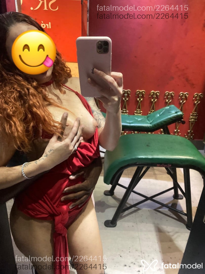 Acompanhante mulher loira (o) de olhos verdes em Vila Velha - Angel