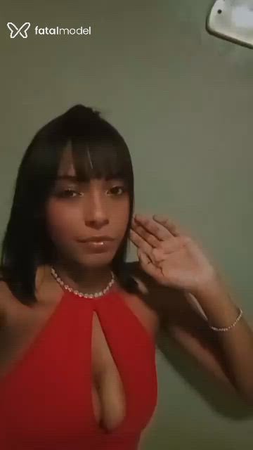 Acompanhante mulher morena (o) de olhos pretos - Pyetra Acompanhante mulher morena (o) de olhos pretos - Pyetra