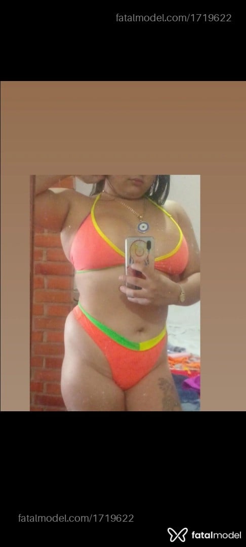 Acompanhante mulher com cabelo castanho de olhos castanhos em Cabo Frio Acompanhante mulher com cabelo castanho de olhos castanhos em Cabo Frio - Penélope