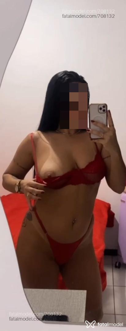 Acompanhante mulher morena (o) de olhos castanhos em Itajaí - Jheni Araújo