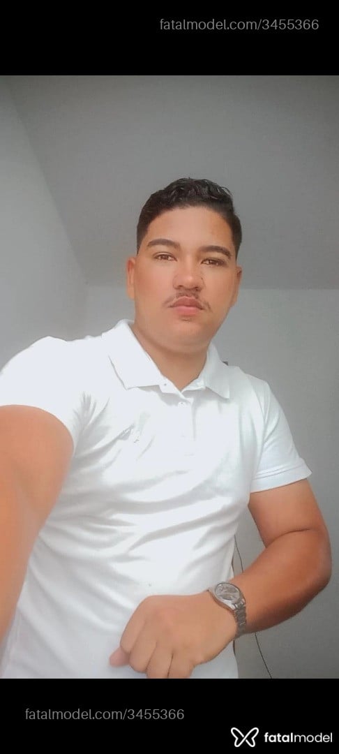 Acompanhante homem morena (o) de olhos castanhos em Porto Alegre Acompanhante homem morena (o) de olhos castanhos em Porto Alegre - Wesley menezes