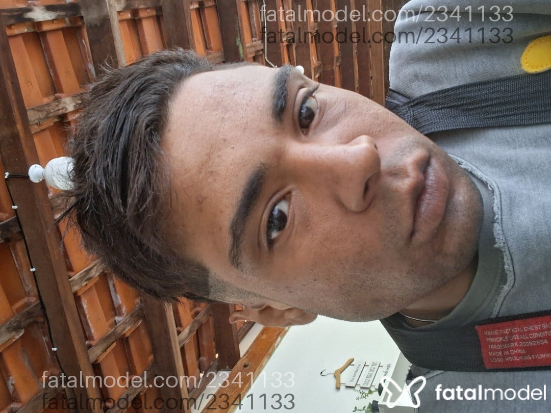 Acompanhante homem com cabelo castanho de olhos castanhos em Rio Claro - João