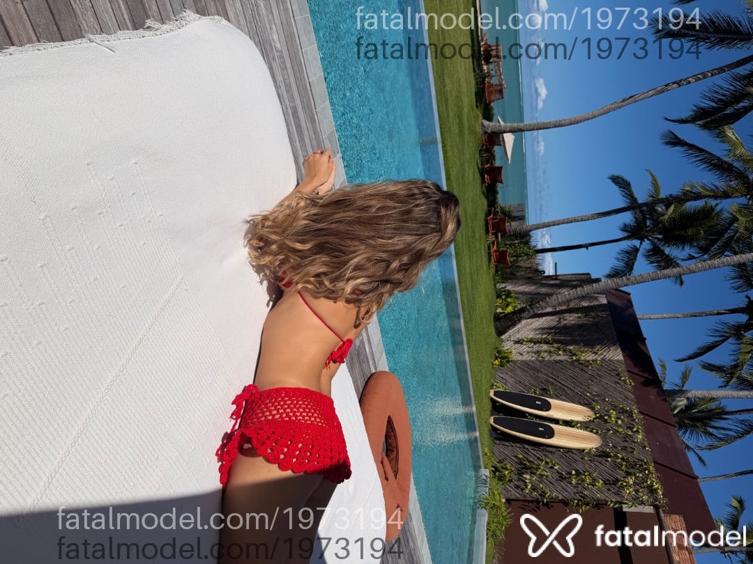 Acompanhante mulher loira (o) de olhos mel em Rio de Janeiro Acompanhante mulher loira (o) de olhos mel em Rio de Janeiro - Anny Clessy