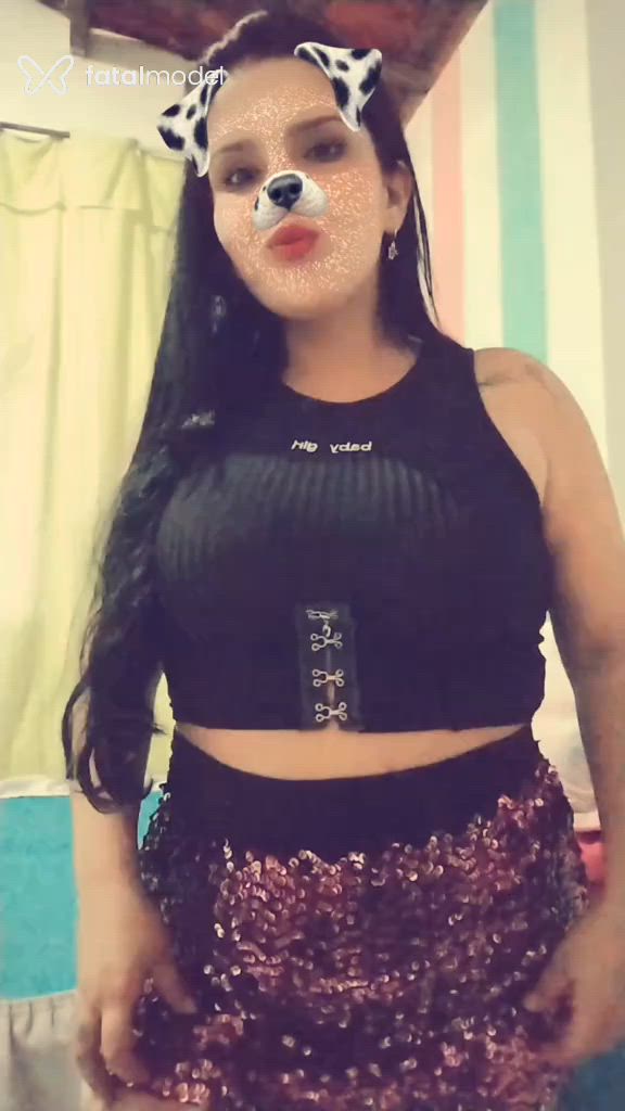 Acompanhante mulher morena (o) de olhos pretos - Jaqueline Acompanhante mulher morena (o) de olhos pretos - Jaqueline