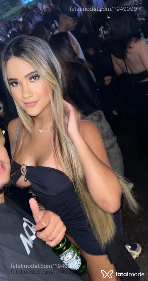 Acompanhante mulher trans morena (o) de olhos pretos em Belo Horizonte - Victória Basan