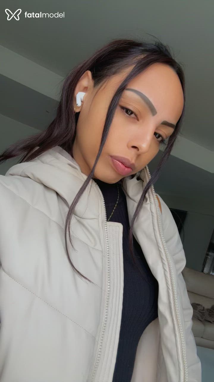 Acompanhante mulher trans morena (o) de olhos pretos em Sapucaia do Sul - Layane Bronze