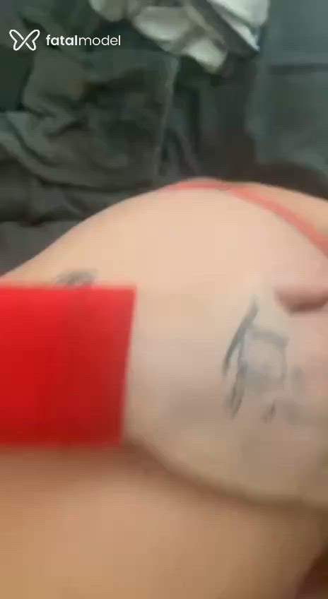 Acompanhante mulher trans loira (o) de olhos verdes - Bruna Bolzani