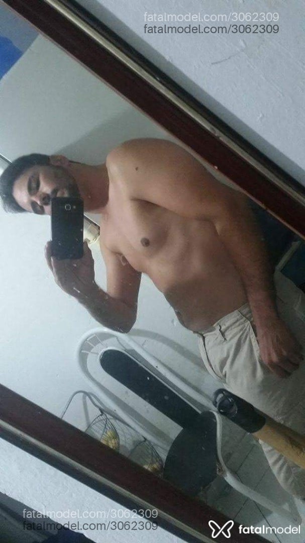 Acompanhante homem morena (o) de olhos pretos em Birigui - Gil