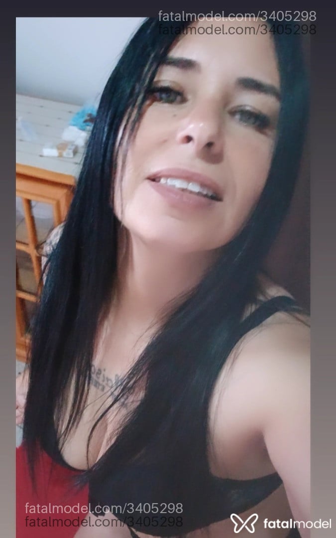 Acompanhante mulher morena (o) de olhos verdes em Capão da Canoa Acompanhante mulher morena (o) de olhos verdes em Capão da Canoa - Docepaixao