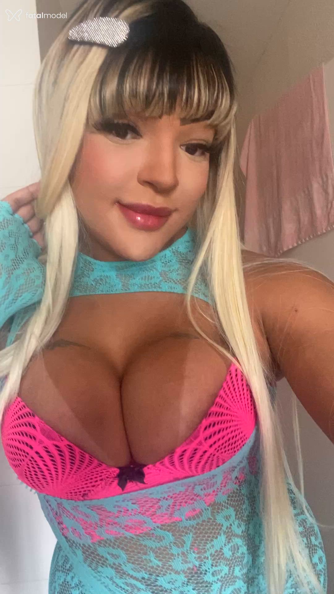 Acompanhante mulher trans loira (o) de olhos castanhos em Brasília Acompanhante mulher trans loira (o) de olhos castanhos em Brasília - Rayane Jesus