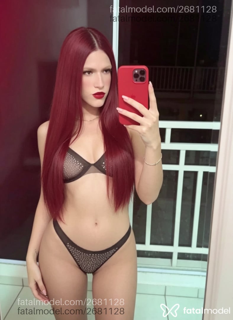 Acompanhante mulher trans ruiva (o) de olhos pretos - Apertadinharuivinh