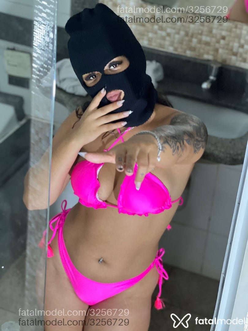 Acompanhante mulher morena (o) de olhos castanhos - Melissa Acompanhante mulher morena (o) de olhos castanhos - Melissa